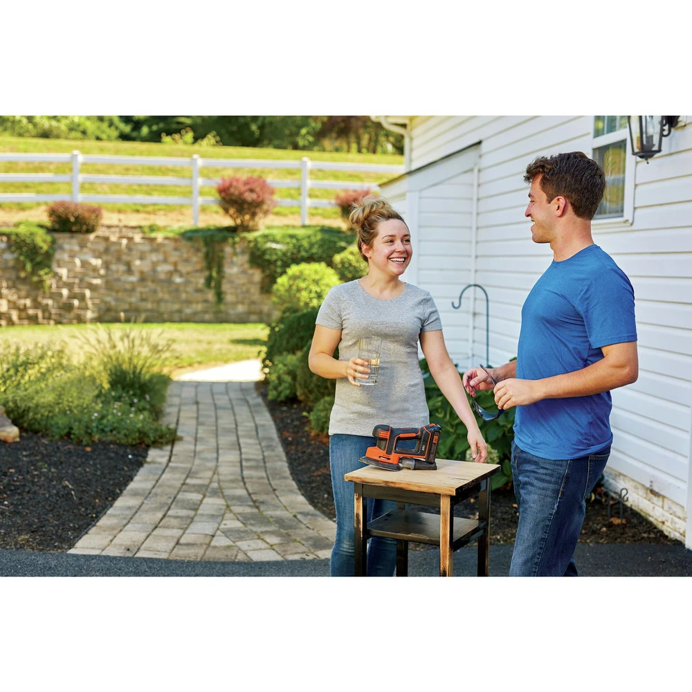 Black & Decker BDCJS20C 20V MAX Brushed Lithium-Ion Cordless Jig Saw Kit (1.5 Ah) 13 Black & Decker BDCJS20C 20V MAX Brushed Lithium-Ion Cordless Jig Saw Kit (1.5 Ah) - Image 11