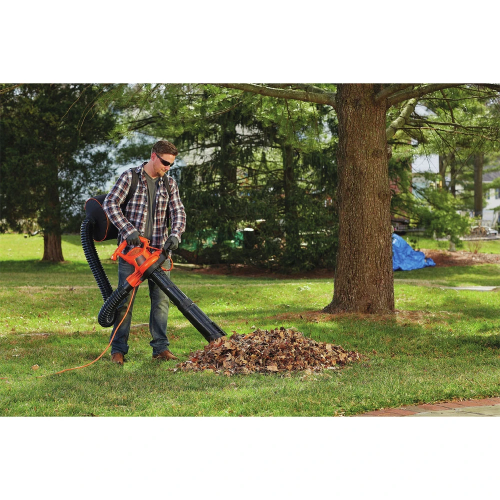 Black & Decker BEBL7000 VACPACK 120V/240V 12 Amp Corded 3-in-1 Leaf Blower/Vacuum/Mulcher 11 Black & Decker BEBL7000 VACPACK 120V/240V 12 Amp Corded 3-in-1 Leaf Blower/Vacuum/Mulcher - Image 9