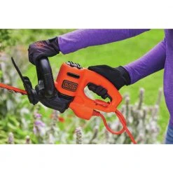 Black & Decker BEHT200 120V 3.5 Amp Brushed 18 In. Corded Hedge Trimmer 17 Black & Decker BEHT200 120V 3.5 Amp Brushed 18 In. Corded Hedge Trimmer -Sunex Sales Shop bdknbeht200 g