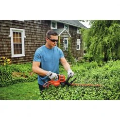 Black & Decker BEHT350 120V 4 Amp Brushed 22 In. Corded Hedge Trimmer 13 Black & Decker BEHT350 120V 4 Amp Brushed 22 In. Corded Hedge Trimmer -Sunex Sales Shop bdknbeht350 d