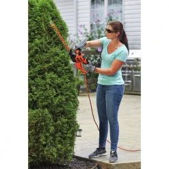 Black & Decker BEHTS125 SAWBLADE 120V 3 Amp Brushed 16 In. Corded Hedge Trimmer 17 Black & Decker BEHTS125 SAWBLADE 120V 3 Amp Brushed 16 In. Corded Hedge Trimmer -Sunex Sales Shop bdknbehts125 e