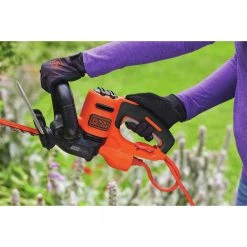 Black & Decker BEHTS300 SAWBLADE 120V 3.8 Amp Brushed 20 In. Corded Hedge Trimmer 21 Black & Decker BEHTS300 SAWBLADE 120V 3.8 Amp Brushed 20 In. Corded Hedge Trimmer -Sunex Sales Shop bdknbehts300 i