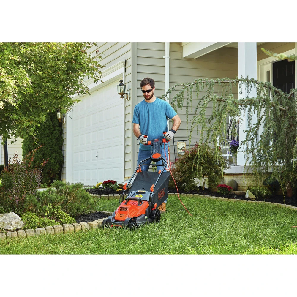 Black & Decker BEMW472ES 120V 10 Amp Brushed 15 In. Corded Lawn Mower With Pivot Control Handle 7 Black & Decker BEMW472ES 120V 10 Amp Brushed 15 In. Corded Lawn Mower With Pivot Control Handle - Image 5