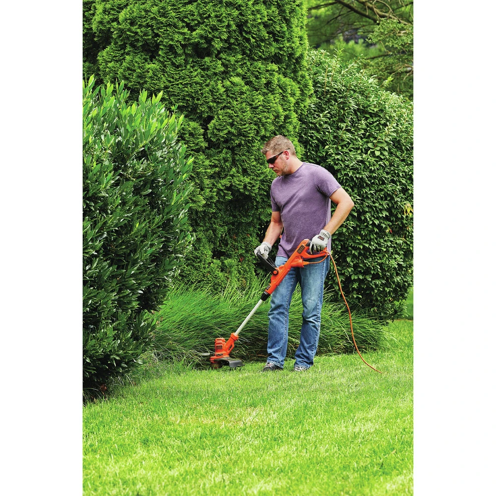 Black & Decker BESTE620 POWERCOMMAND 120V 6.5 Amp Brushed 14 In. Corded String Trimmer/Edger With EASYFEED 12 Black & Decker BESTE620 POWERCOMMAND 120V 6.5 Amp Brushed 14 In. Corded String Trimmer/Edger With EASYFEED - Image 10