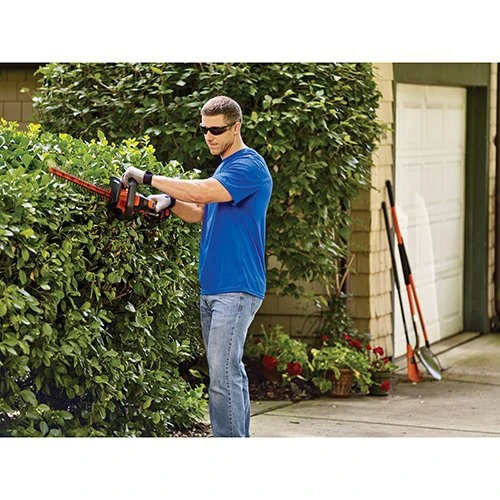 Black & Decker LHT341FF 40V MAX Cordless Lithium-Ion 24 In. POWERCUT Hedge Trimmer Kit 5 Black & Decker LHT341FF 40V MAX Cordless Lithium-Ion 24 In. POWERCUT Hedge Trimmer Kit - Image 3