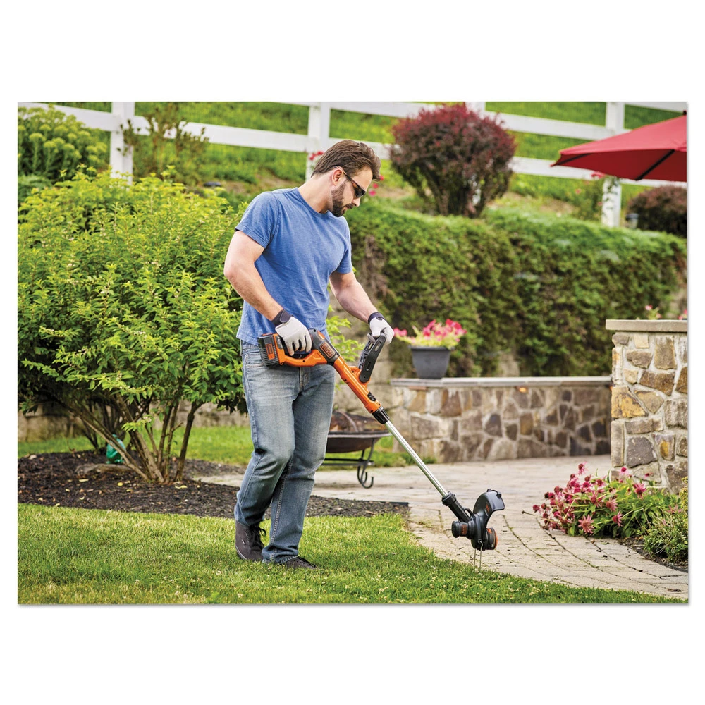 Black & Decker LST140C 40V MAX Lithium-Ion Cordless String Trimmer Kit (1.5 Ah) 11 Black & Decker LST140C 40V MAX Lithium-Ion Cordless String Trimmer Kit (1.5 Ah) - Image 9