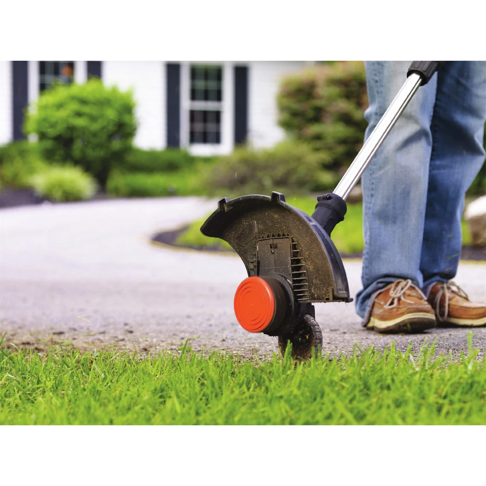 Black & Decker LST522 20V MAX Lithium-Ion 2-Speed 12 In. Cordless String Trimmer/Edger Kit (2.5 Ah) 5 Black & Decker LST522 20V MAX Lithium-Ion 2-Speed 12 In. Cordless String Trimmer/Edger Kit (2.5 Ah) - Image 3