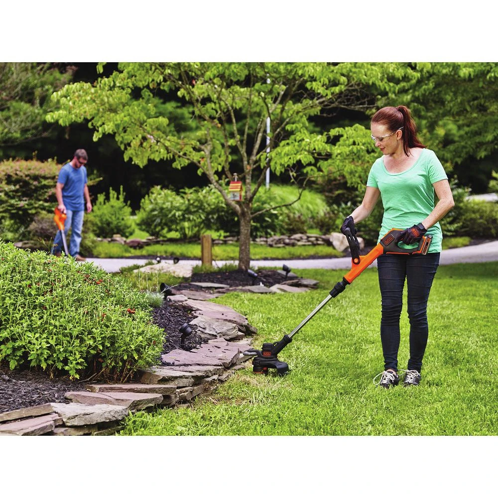 Black & Decker LST522 20V MAX Lithium-Ion 2-Speed 12 In. Cordless String Trimmer/Edger Kit (2.5 Ah) 7 Black & Decker LST522 20V MAX Lithium-Ion 2-Speed 12 In. Cordless String Trimmer/Edger Kit (2.5 Ah) - Image 5